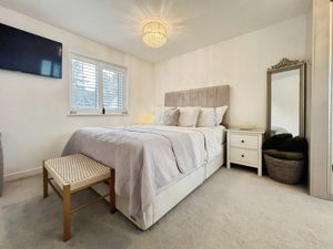 Photo 24- click for photo gallery